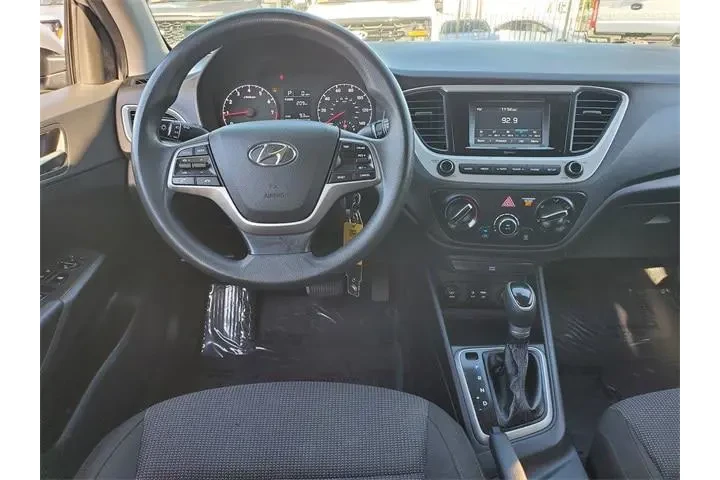 $11990 : Hyundai ACCENT 2020 SE 4dr S image 4