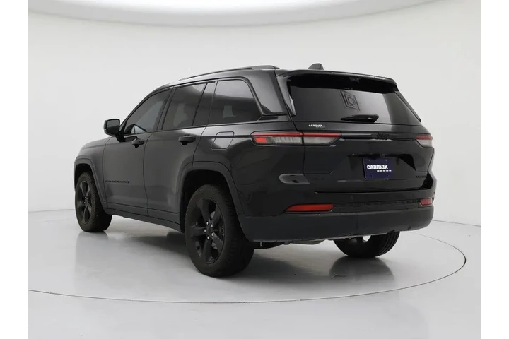 $30998 : Jeep Grand Cherokee 2024 4x4 image 2