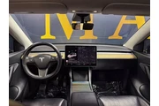 $25783 : Tesla Model Y 2021 AWD Long thumbnail