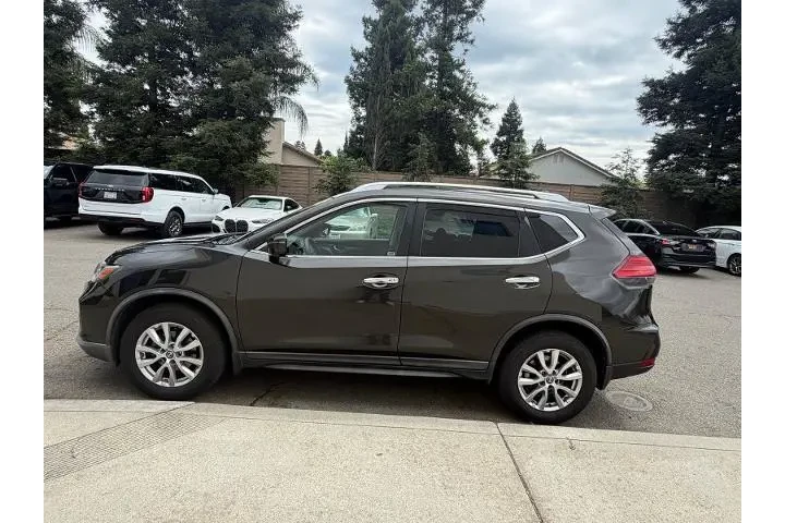 $15999 : Nissan Rogue 2017 AWD S 4dr image 2