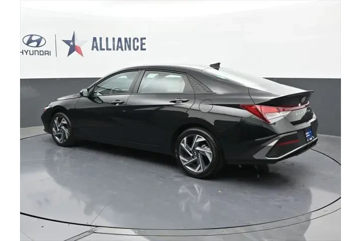 $21951 : Hyundai ELANTRA 2025 SEL Spo image 6