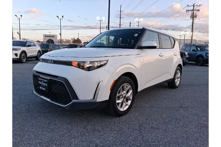$21926 : Kia Soul 2024 S 4dr Crossove image 1