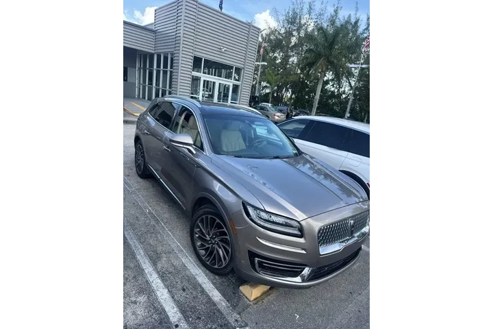 $22990 : Lincoln Nautilus 2020 Reserv image 2