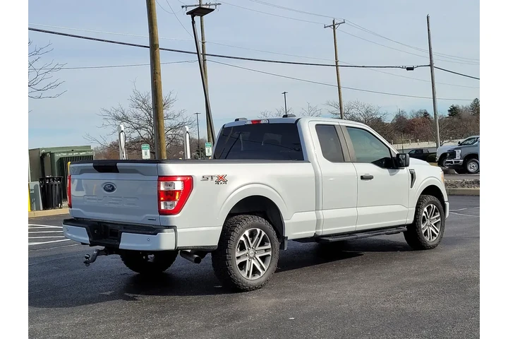 $30297 : Ford F-150 2022 4x4 XL 4dr S image 4