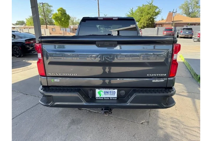 2021 Silverado 1500 Custom Do image 6