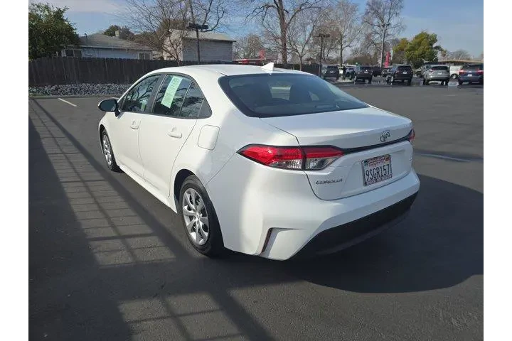 $22995 : Toyota Corolla 2025 LE 4dr S image 5