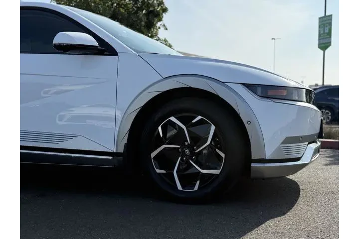$26888 : Hyundai IONIQ 5 2023 Limited image 10