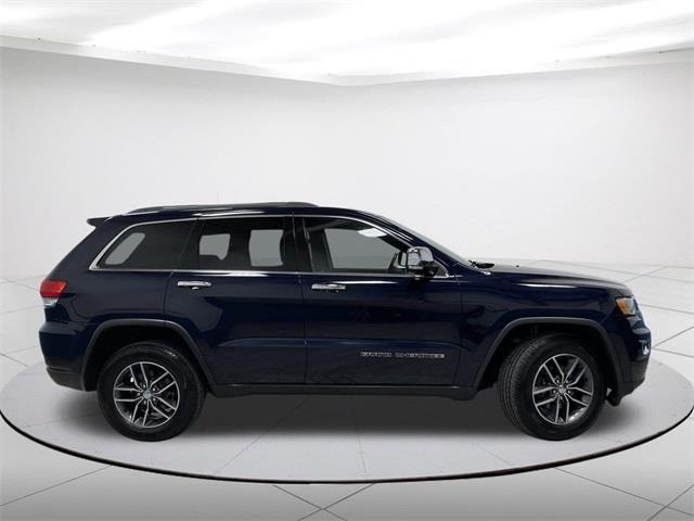 $17949 : Pre-Owned 2018 Grand Cherokee image 2