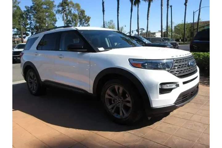 $22058 : Ford Explorer 2022 XLT 4dr S image 6