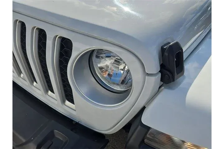 $26990 : Jeep Gladiator 2023 4x4 Over image 7