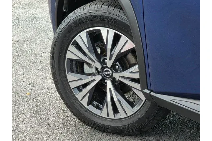 $19888 : Nissan Rogue 2023 SV 4dr Cro image 8