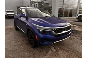 $22500 : Kia Seltos 2023 AWD Nightfal thumbnail