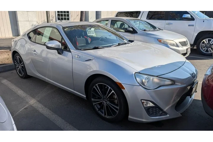 $11995 : 2013 FR-S image 5