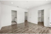 $2765 : 3Bedroom 3bath in Korean LA thumbnail