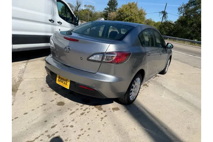 $4995 : 2011 MAZDA3 i Sport image 10
