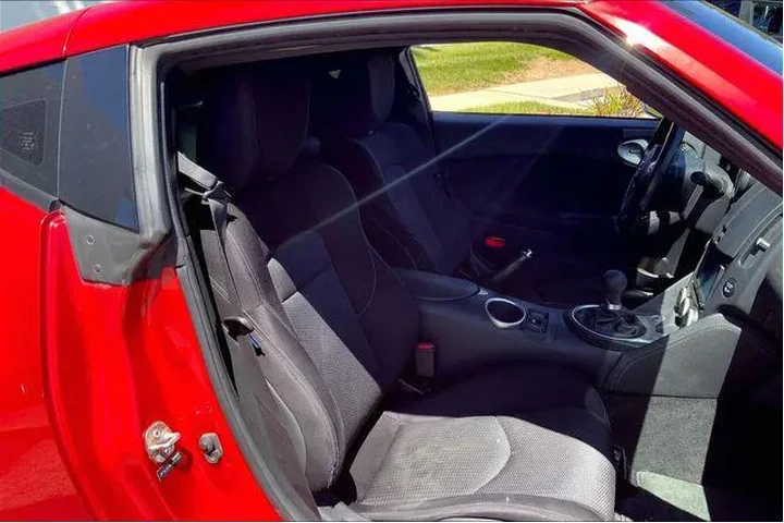 $25985 : Nissan 370Z 2020 Base 2dr Co image 7
