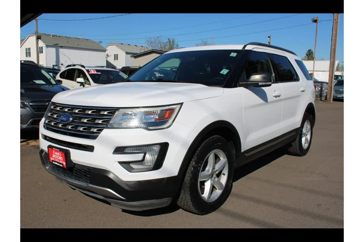 $16995 : 2017 Explorer XLT 4WD image 1