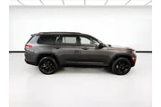 $32800 : Jeep Grand Cherokee L 2024 4 thumbnail
