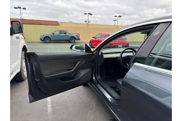 $22000 : Tesla Model 3 2019 Standard image 4