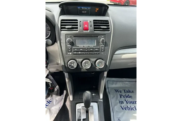 2015 Forester 2.5i Premium image 8