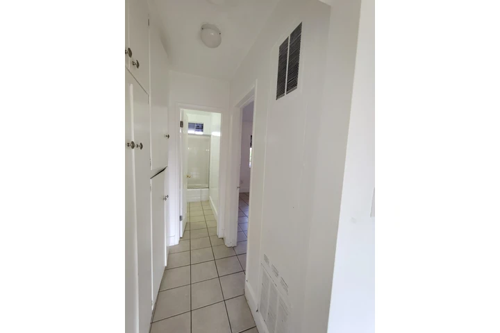 $1600 : APT DE 1 REC EN N. HOLLYWOOD image 6