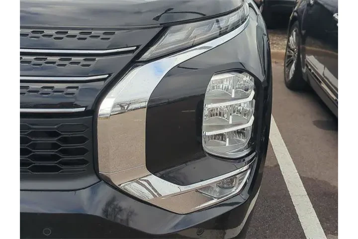 $21675 : Mitsubishi Outlander 2024 SE image 7