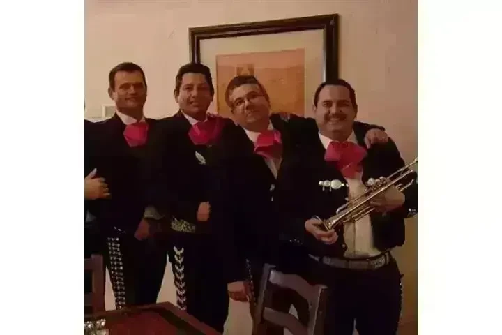 MARIACHI RAZA JALISCIENSE image 1