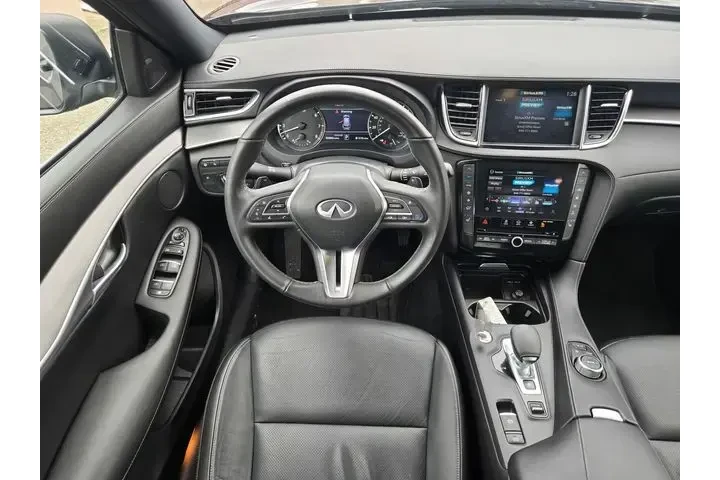 $24730 : INFINITI QX50 2022 AWD Luxe image 9