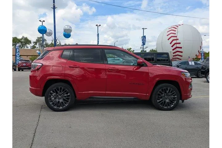 $21444 : Jeep Compass 2023 4x4 Limite image 3