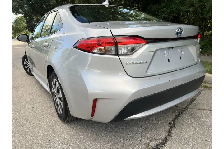 $17997 : 2022 Corolla Hybrid LE image 5