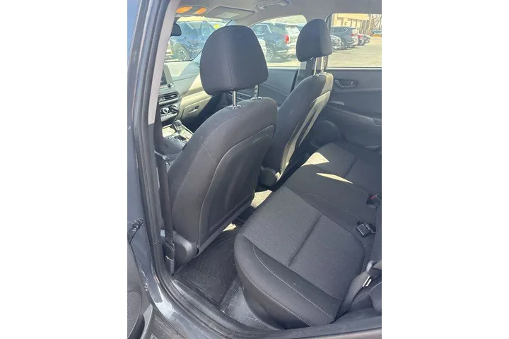 $17817 : Hyundai KONA 2023 AWD SEL 4d image 8