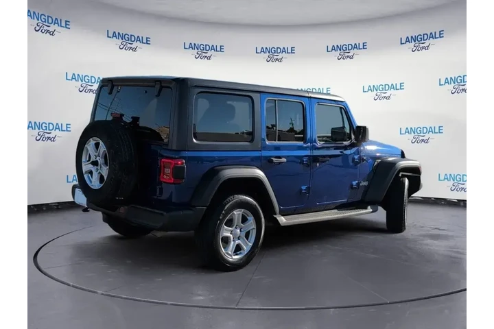$16593 : Jeep Wrangler Unlimited 2018 image 4