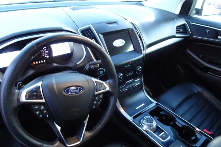 $17995 : 2019 EDGE image 2