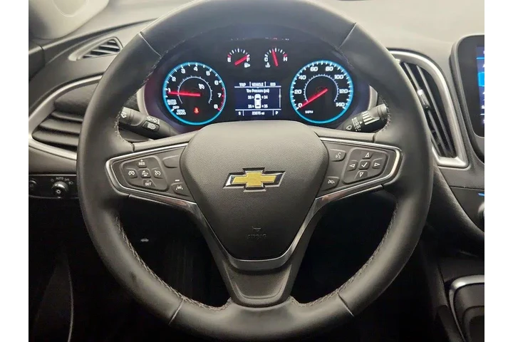 $21998 : Chevrolet Malibu 2024 LT 4dr image 10