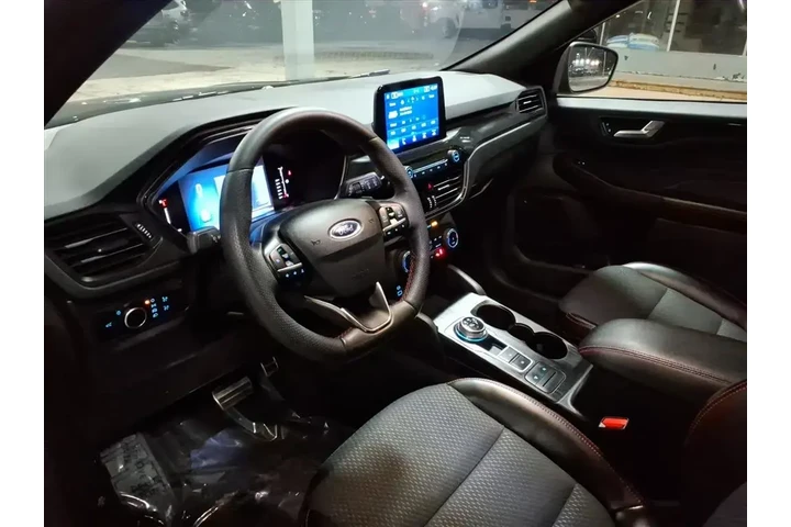 $25720 : Ford Escape 2023 AWD ST-Line image 10