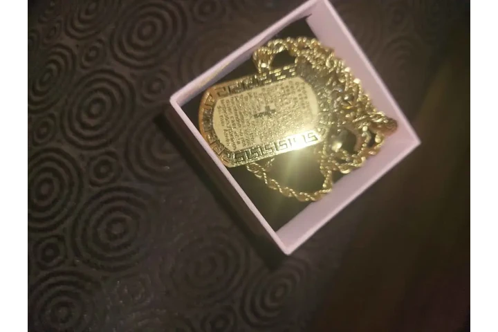 $20 : dije mas cadena image 1