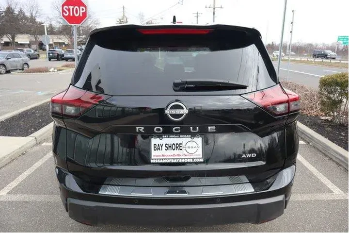 $23810 : Nissan Rogue 2025 AWD SV 4dr image 7