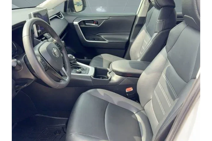 $32998 : Toyota RAV4 Hybrid 2023 AWD image 5