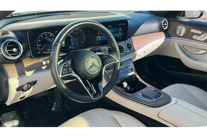 $36159 : Mercedes-Benz E-Class 2022 E image 10
