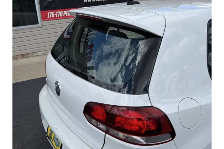 $7399 : 2012 GTI Base PZEV image 10