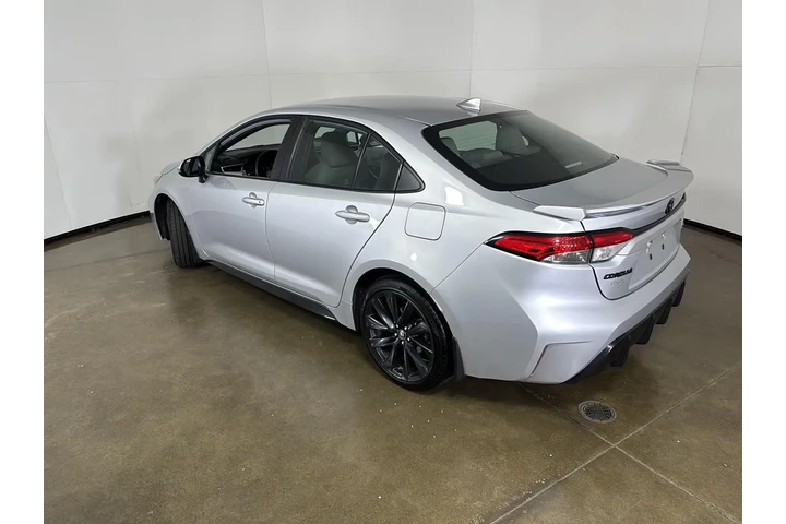 $23997 : Gold Certified 2023 Corolla SE image 6