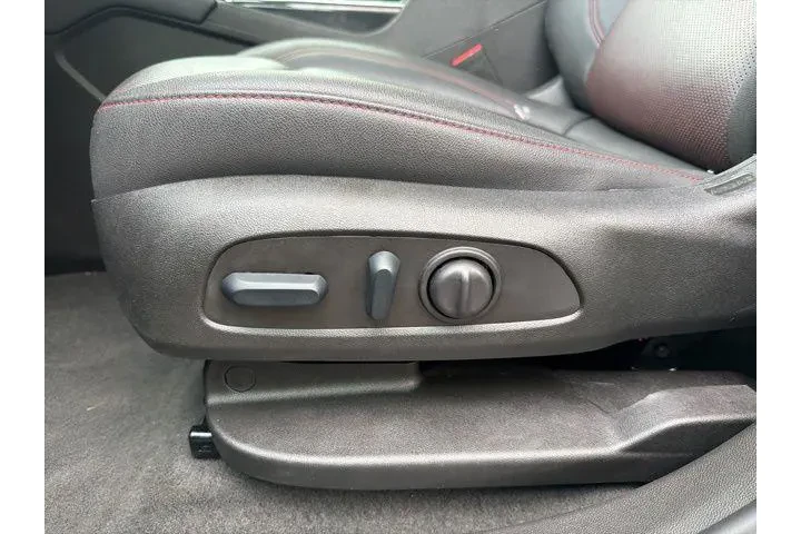 $33715 : Chevrolet Blazer 2025 RS 4dr image 9