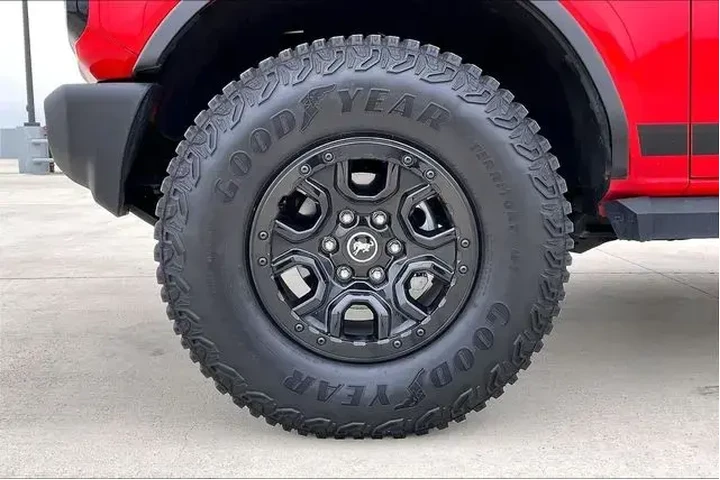 $38988 : Ford Bronco 2022 4x4 Base Ad image 9