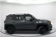 $21759 : Pre-Owned 2023 Renegade Latit thumbnail