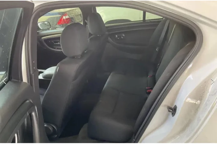 $13750 : 2015 Taurus Police Interceptor image 7