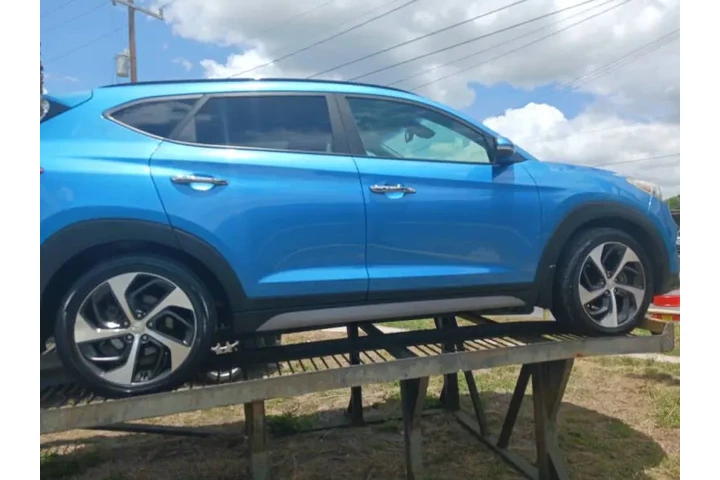 $13000 : 2018 Tucson Limited image 6