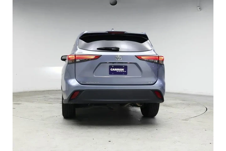 $30998 : Toyota Highlander 2022 XLE 4 image 6