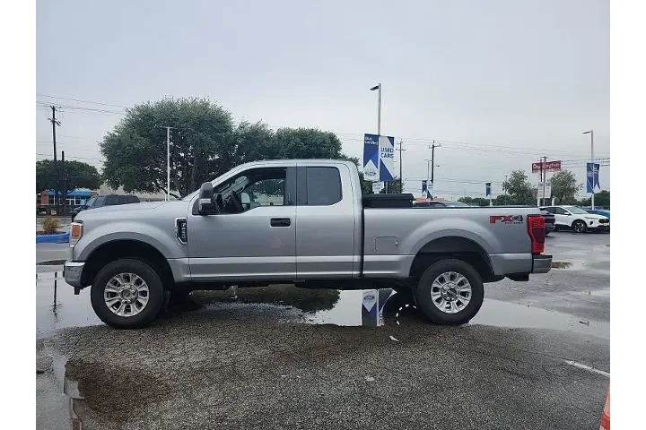 $27997 : Ford F-250 Super Duty 2020 4 image 6