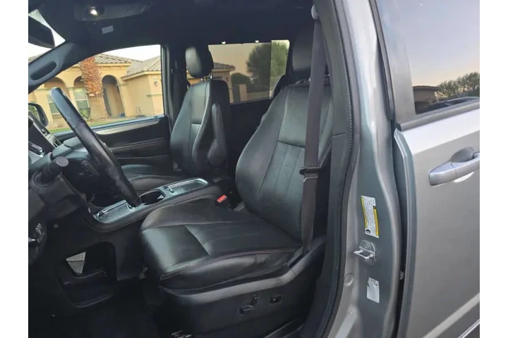 $12999 : 2018 Grand Caravan GT image 10