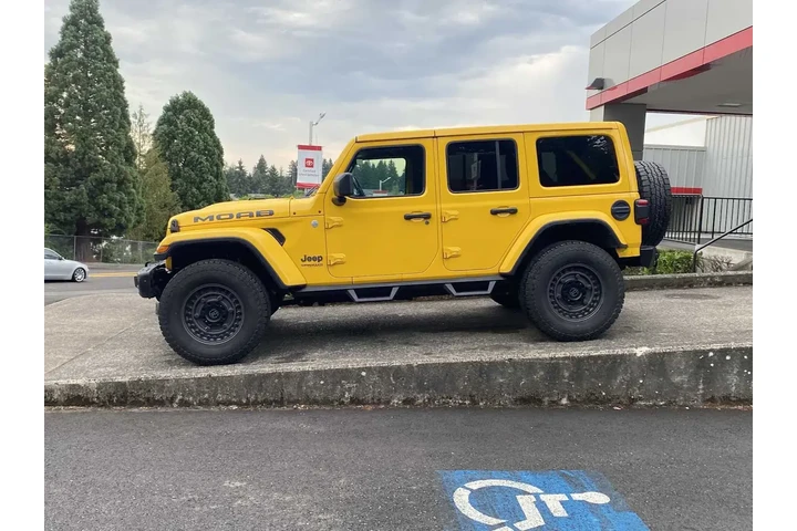 $29995 : Jeep Wrangler Unlimited 2018 image 5